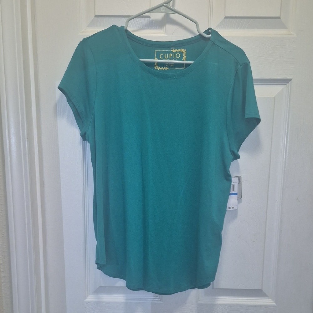 Cupio Women's Green Short Sleeve Tee NWT